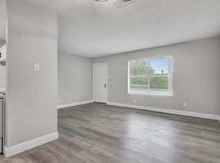 1890 McFaddin St, Beaumont, TX 77701