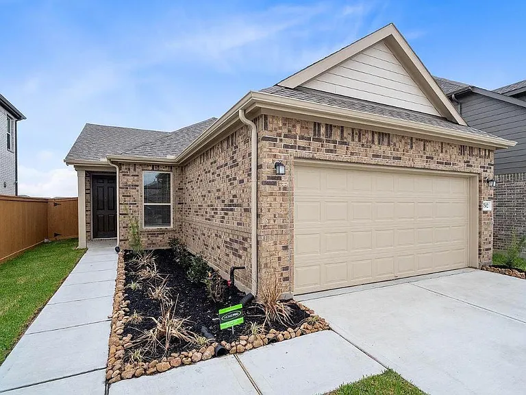 7502 Sunlit Harbor Dr — Photo 2