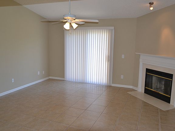 5th image of 361 N Hickory Hollow Dr