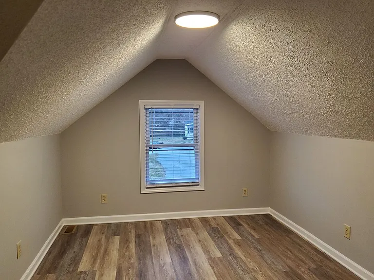510 Lamont St — Photo 3
