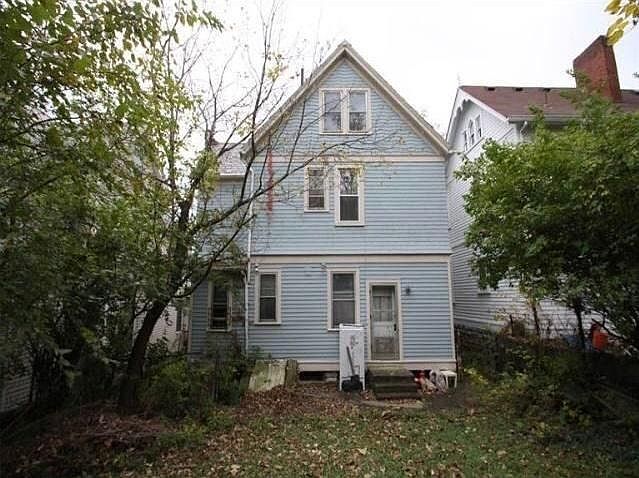 2nd image of 852 Rockdale Ave