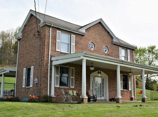 230 Conway Wallrose Rd, Freedom, PA 15042