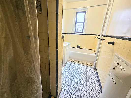 Rented by Abba Realty Associates INC | media 9