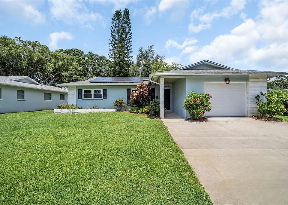 1st image of 113 STAFFORD DRIVE