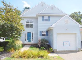 117 Atrium Dr, Brick, NJ 08723