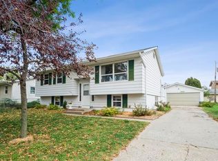 2508 Melrose Ave, Ames, IA 50010