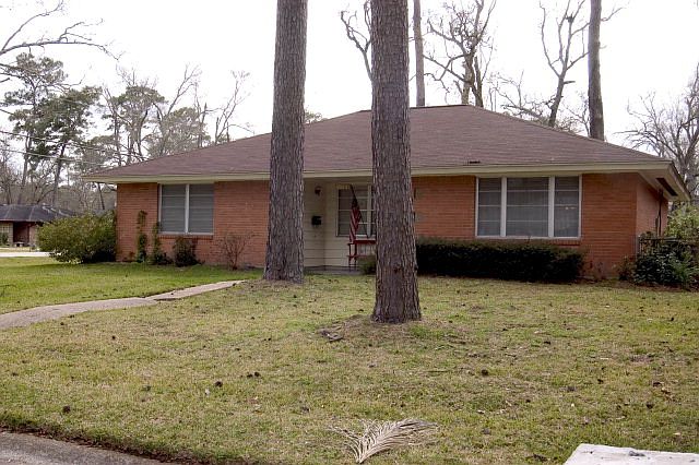 1st image of 2818 Greenbriar St