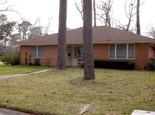 2818 Greenbriar St, Dickinson, TX 77539