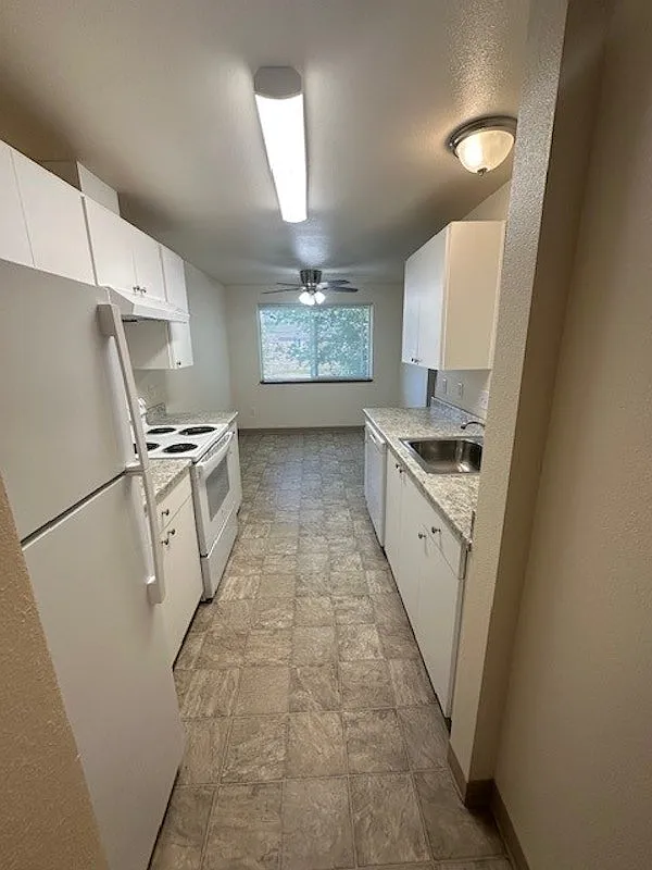 Willow Glen Apartments — Photo 1