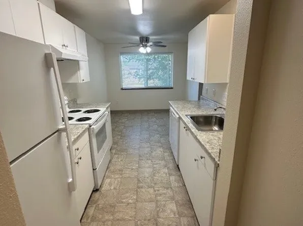 Willow Glen Apartments, 2467 Queen Ave SE #339-34, Albany, OR 97322