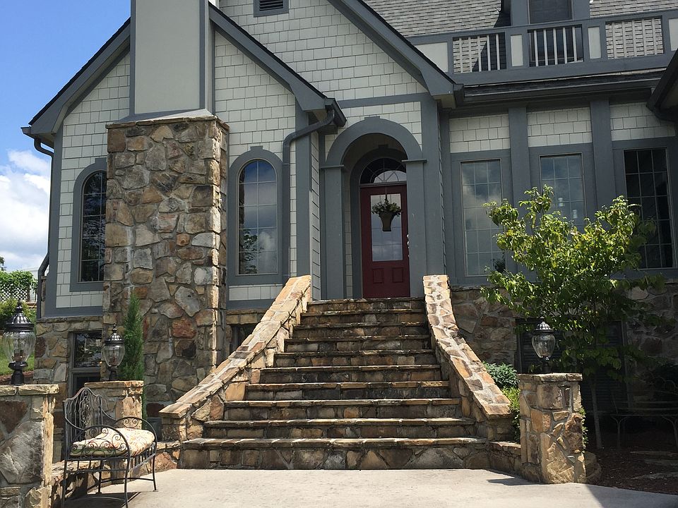 Mountain Stone Entry Steps