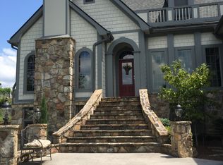 105 Burning Oaks Dr, Sevierville, TN 37876