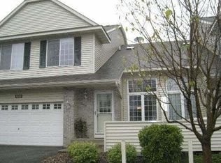 1332 Chamber Oaks Dr, Minneapolis, MN 55432