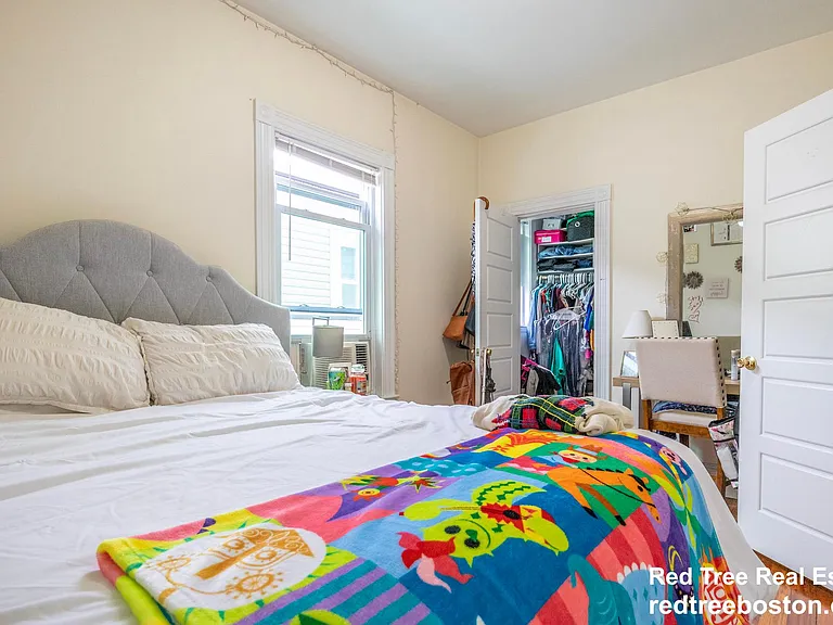35 Harbor View St #3 — Photo 9