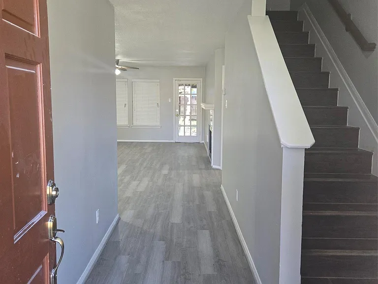 12911 Careywood Dr — Photo 3