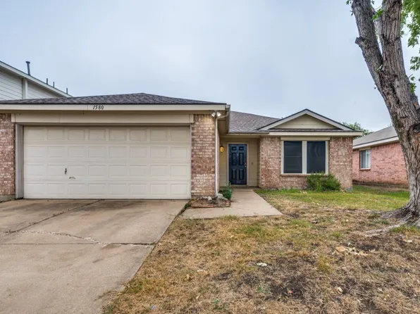 1580 Chivalry Ln, Little Elm, TX 75068