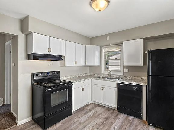 5th image of 7928 W Grantosa Dr