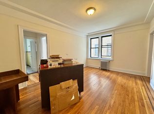 25-31 30th Rd #3L, Astoria, NY 11102