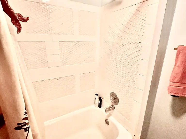 3653 Calumet St #1 — Photo 6