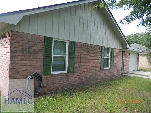 2nd image of 1616 Seneca Ln