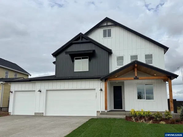 3281 Nightingale Dr, Woodburn, OR 97071