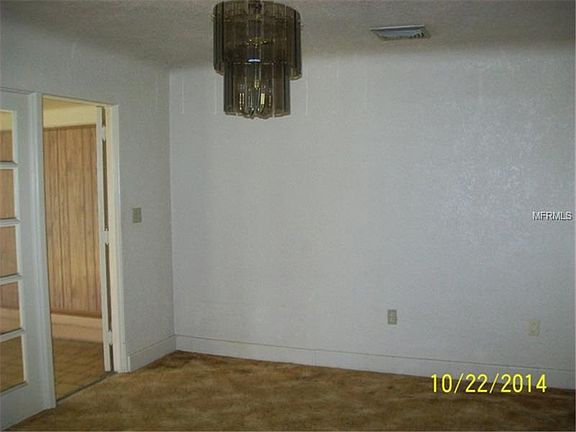 4th image of 1119 Sunset Dr