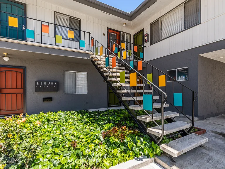 2425 Polk Ave #D — Photo 18