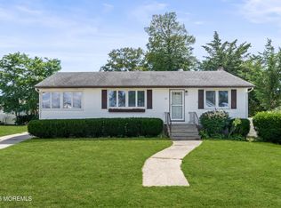20 E Longport Ave, Ocean Gate, NJ