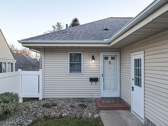 3rd image of 147 Christy Dr