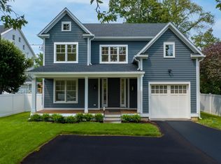 21 Park Ave, Old Greenwich, CT 06870