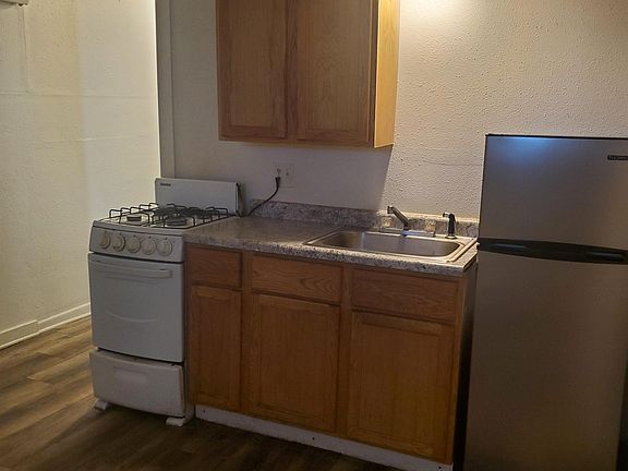 2nd image of 600 S Dakota Ave #11169126