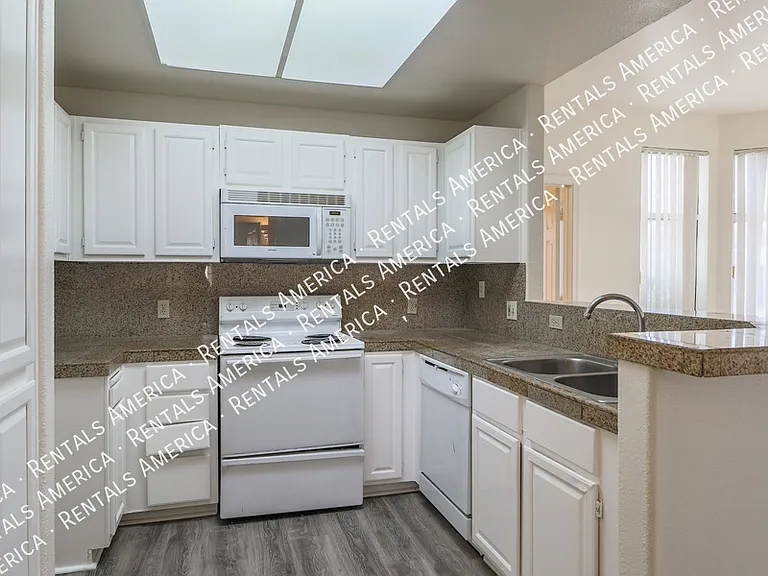 11375 E Sahuaro Dr #1070 — Photo 12