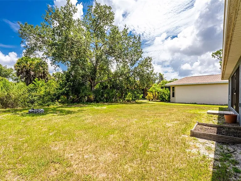 310 Albatross Rd — Photo 39