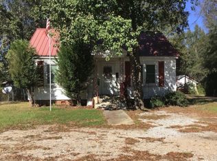 621 3rd Ave SE, Aliceville, AL 35442