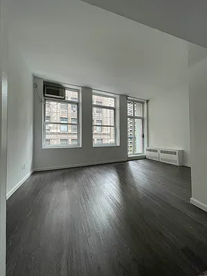 Rented by Voro NYC | media 17