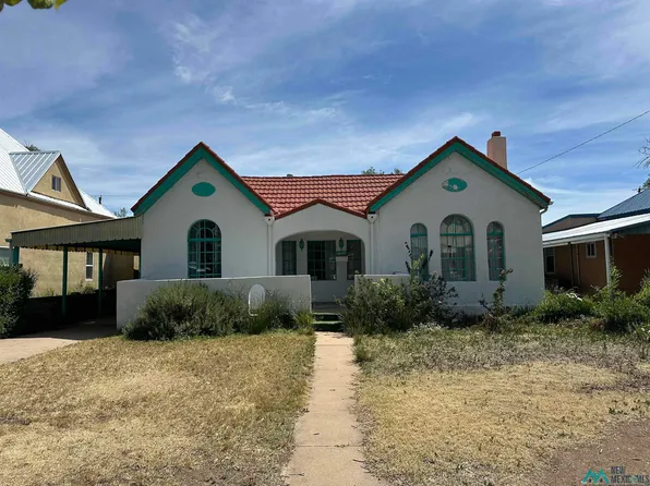 1012 8th St, Las Vegas, NM 87701