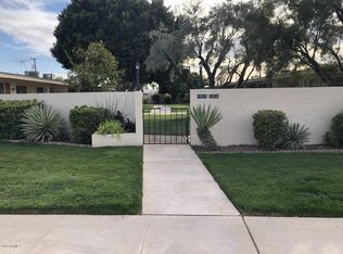 10523 W Coggins Dr, Sun City, AZ 85351
