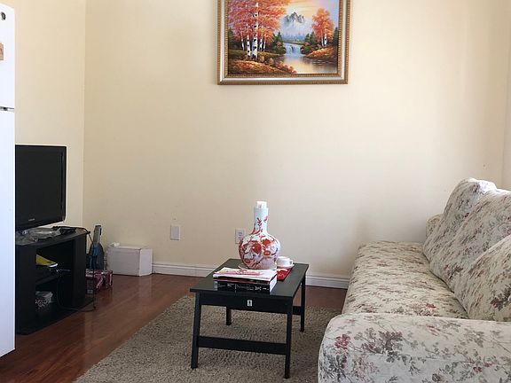 3rd image of 1857 Buckeye St