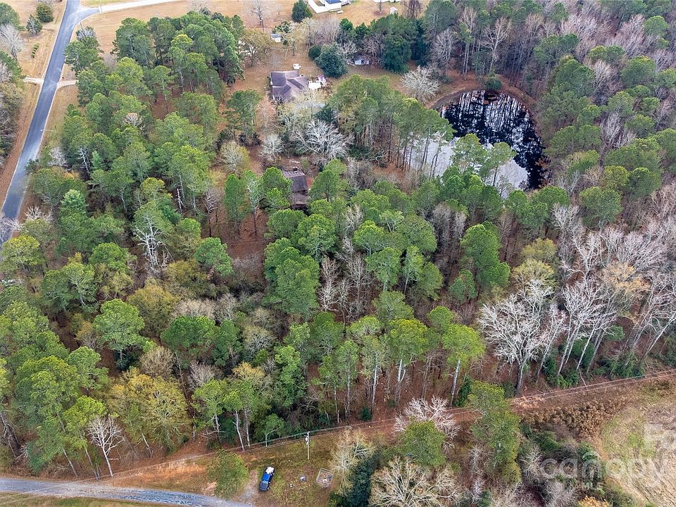 2nd image of 152 Moores Lake Rd #2