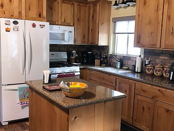2nd image of 1072 Nesthorn Dr