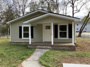 405 E 2nd St, Springfield, GA 31329