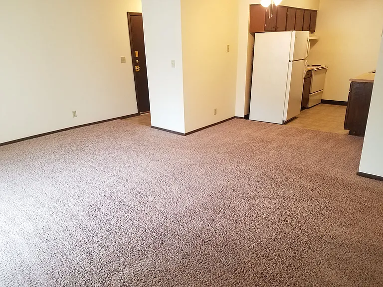 Kimberly Club Apartments — Photo 78