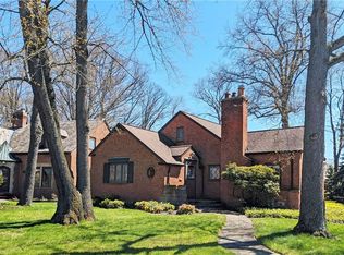 19281 S Sagamore Rd, Fairview Park, OH