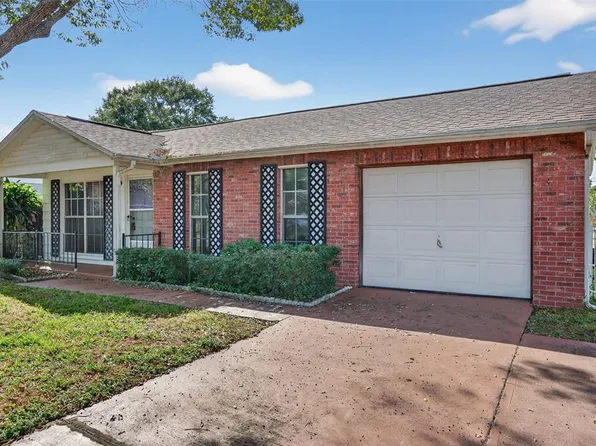 3123 Lodi Dr, New Port Richey, FL 34655