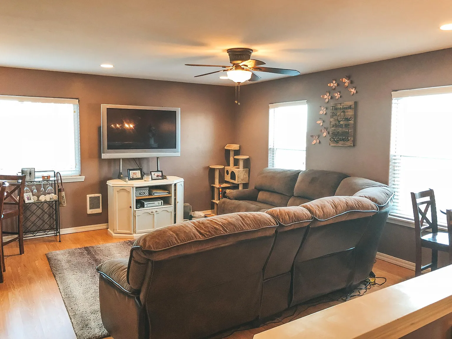 202 Farview Dr — Photo 4