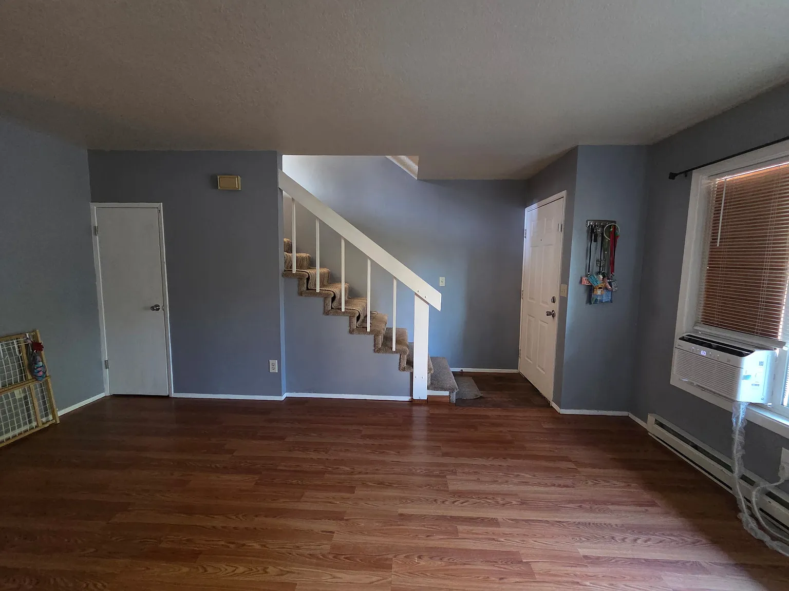 2 bed, 1.5 bath, 1060 sqft, $1,850 — Photo 3
