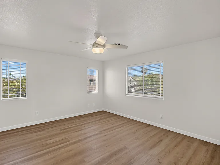 10213 Missouri Meadows St — Photo 4