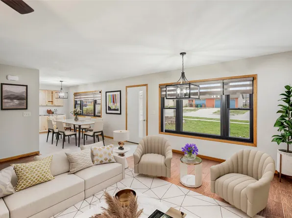 805 Davis St, Polk City, IA 50226