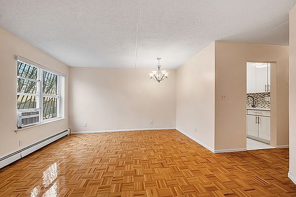 1st image of 35 W 118th St APT 2