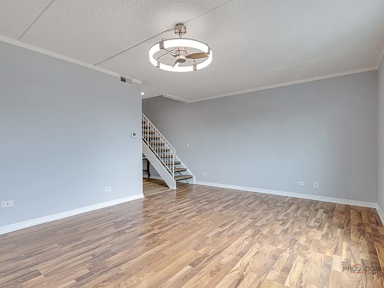 1551 Ashland Ave #306 — Photo 15